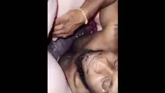 Tongue Dpinpussy so she squirm & squirt