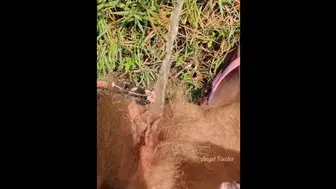 I make the sex tape of me pissing outdoors to reward my submissive fan for a gift