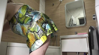 A Home Cam Watches a Curvy MILF Cleaning the Bathroom. Older BIG BEAUTIFUL WOMAN with a Monstrous Booty Under a Short Dress Rear-end the Scenes. PAWG.