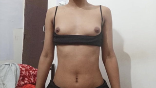 Charming fine indian skank having juicy felling ???? who wants to have fun with her