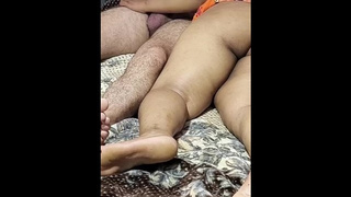 سيدة متزوجة مصريه يخرج زوجها للعمل تتصل بواب ينكها يشقته سكس عربي ساخن