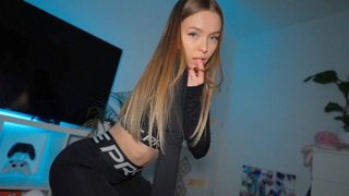 Sexed his Nike Pro GF deep in the mouth