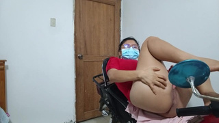 Kinky stepdaughter wants someone to juice her snatch.