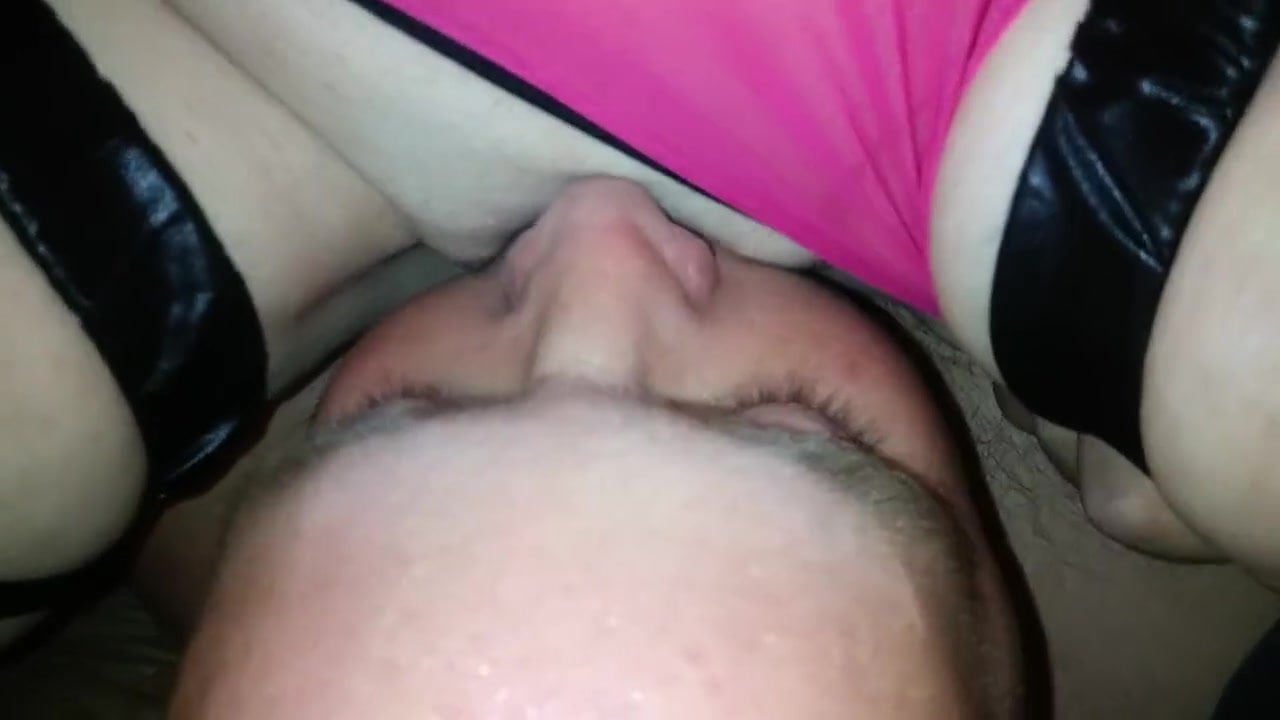 Drinking My Wifes Fresh Piss Amateur Porn Video
