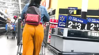 Loose Booty Comp