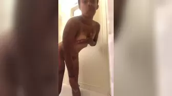 Shower play for daddy